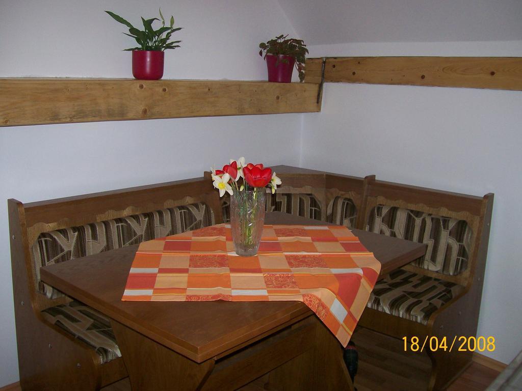 Casa Sara Hotel Săcele Værelse billede